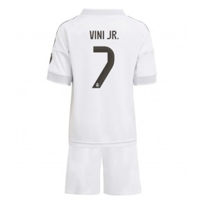 Real Madrid Vinicius Junior #7 Hjemmebanetrøje Børn 2025-26 Kortærmet (+ Korte bukser)